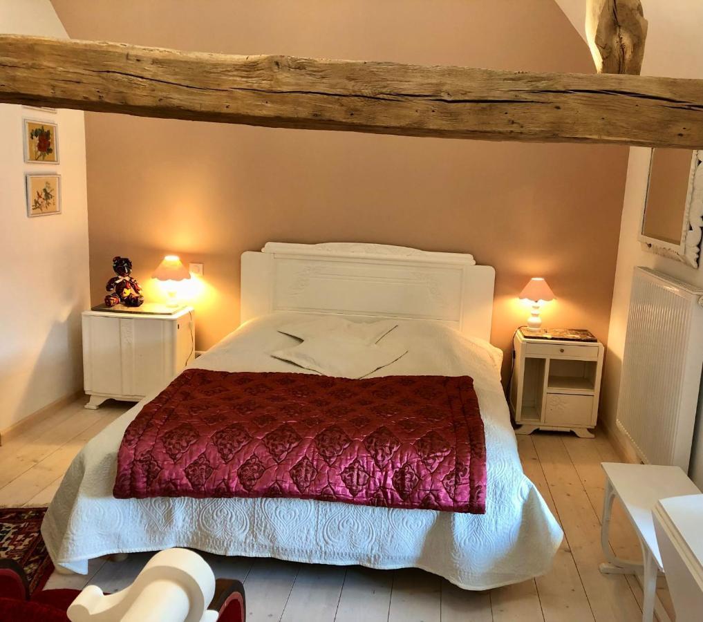 Hotel La Ferme Aux Glycines Aillevans Esterno foto