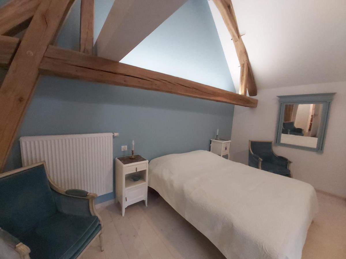 Hotel La Ferme Aux Glycines Aillevans Esterno foto